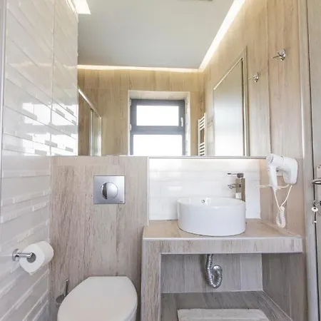 White Pearl * Pefkochori