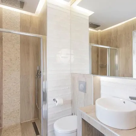 White Pearl Villa *