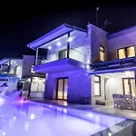 White Pearl Villa Pefkochori