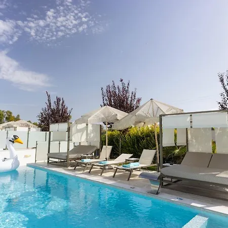 White Pearl Villa *