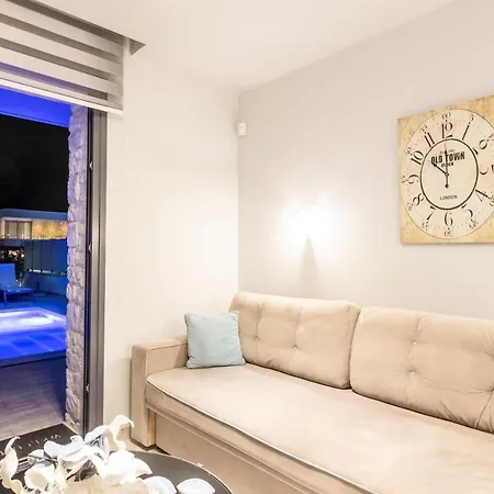 White Pearl Pefkochori