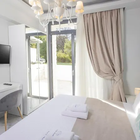 Villa White Pearl