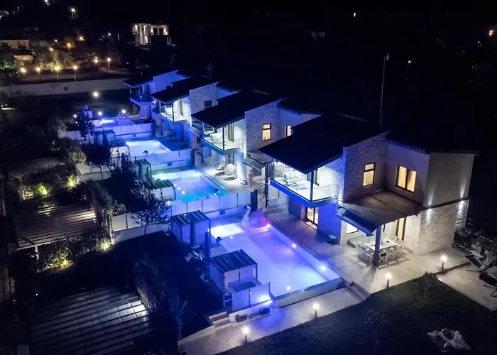 White Pearl Villa