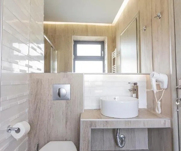 White Pearl * Pefkochori